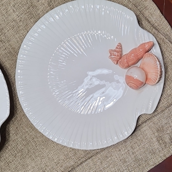 Shell plates - Picture 2 of 5